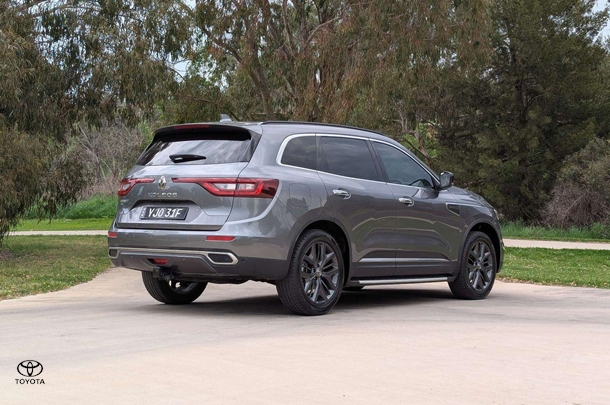 2020 Renault Koleos Black Edition in Grey