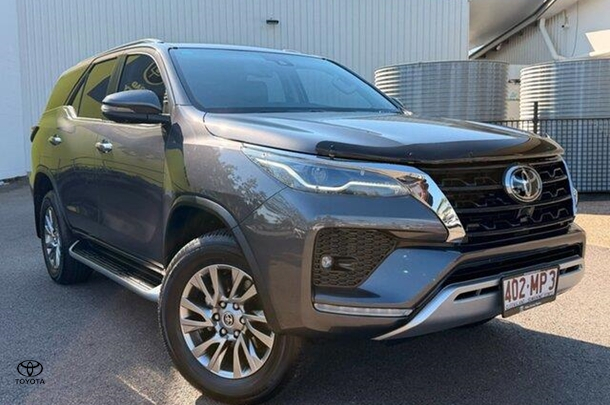 Image of 2025 Toyota Fortuner Crusade