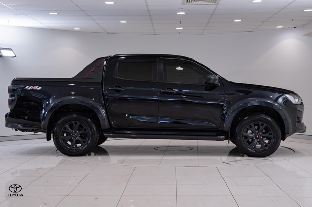 2023 Isuzu D-MAX X-TERRAIN in Other