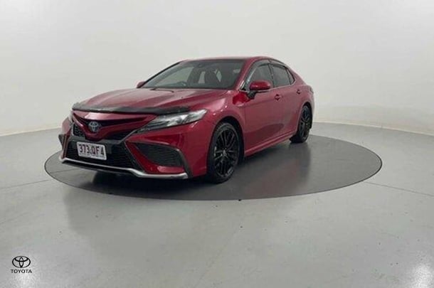 Image of 2022 Toyota Camry Hybrid SX