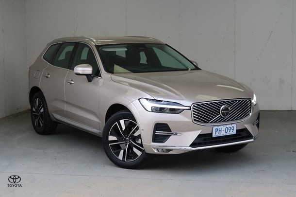 Image of 2025 Volvo XC60 Plus B5 Bright