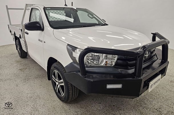 Image of 2020 Toyota Hilux Workmate