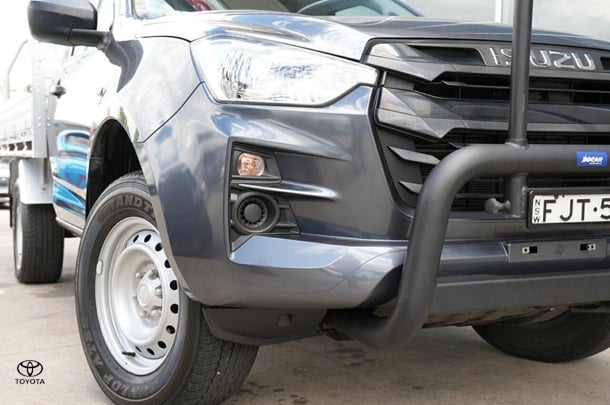 2023 Isuzu D-MAX SX High Ride in Grey