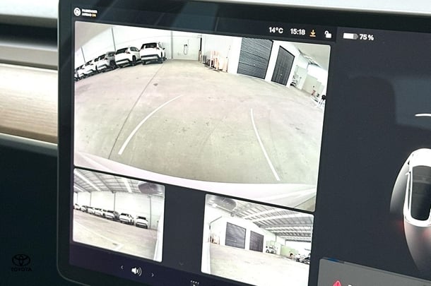 2021 Tesla Model 3 Long Range in White