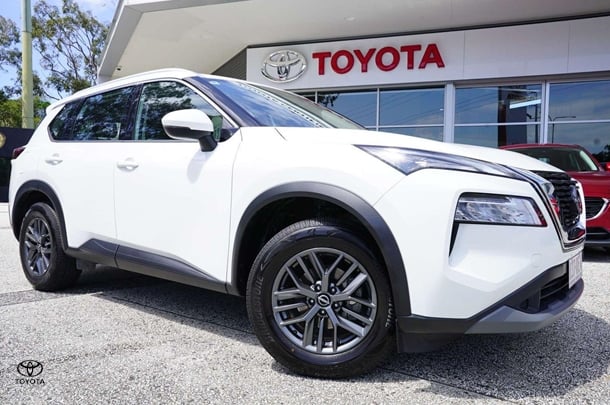 Image of 2023 Nissan X-TRAIL ST