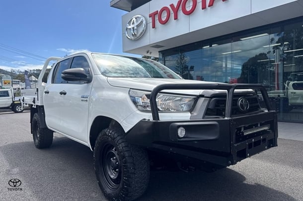Image of 2022 Toyota Hilux SR