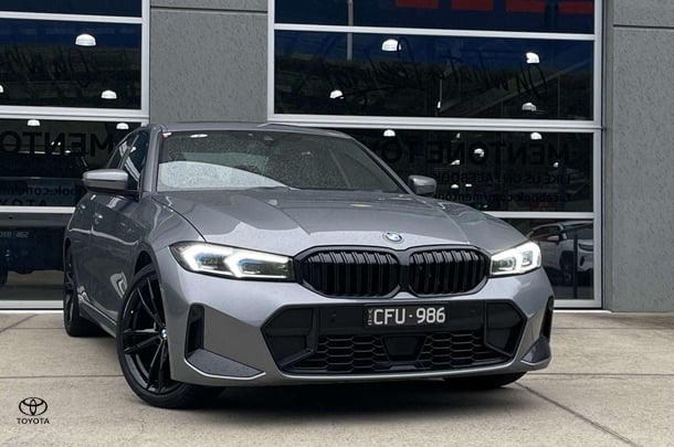 Image of 2023 BMW 3 Series 320i M Sport