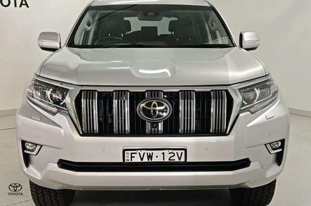 2018 Toyota Landcruiser Prado VX in Silver