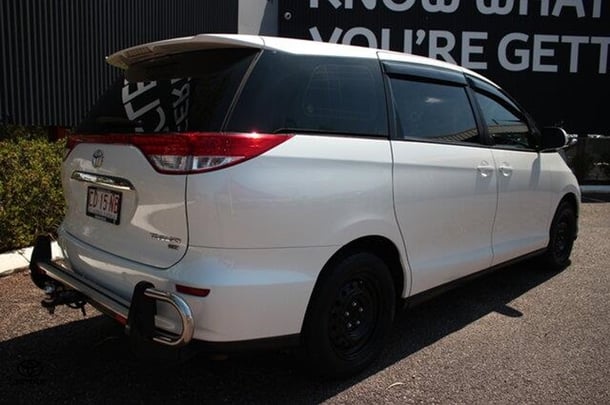2014 Toyota Tarago GLI in White