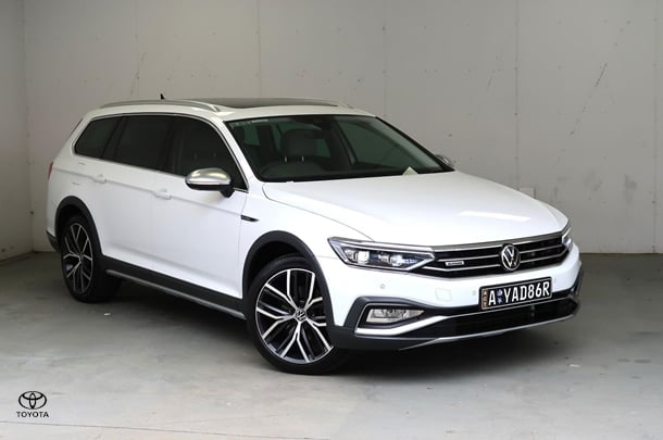 Image of 2021 Volkswagen Passat Alltrack 162TSI