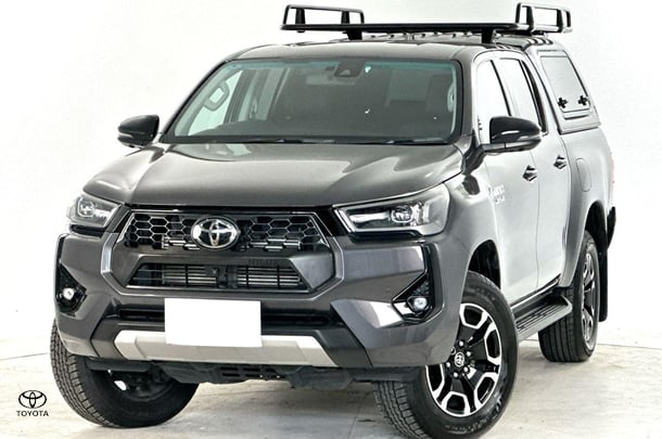 Image of 2024 Toyota Hilux SR5
