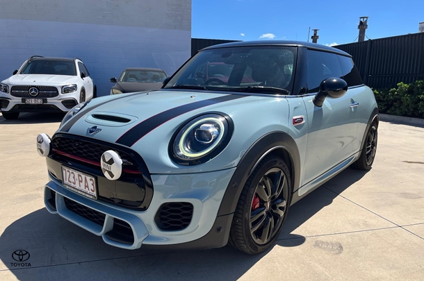 2018 MINI Hatch John Cooper Works in Blue