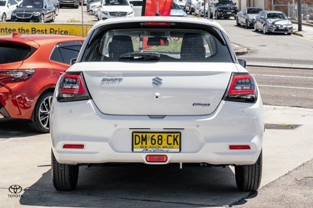 2024 Suzuki Swift Hybrid in White