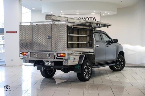 2022 Toyota Hilux SR5 in Grey