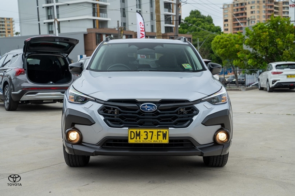 2024 Subaru Crosstrek 2.0L in Silver
