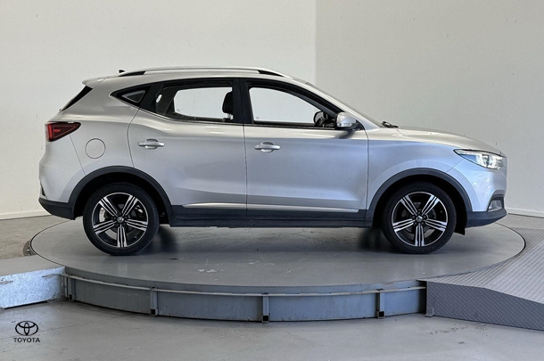 2020 MG ZS Essence in Silver