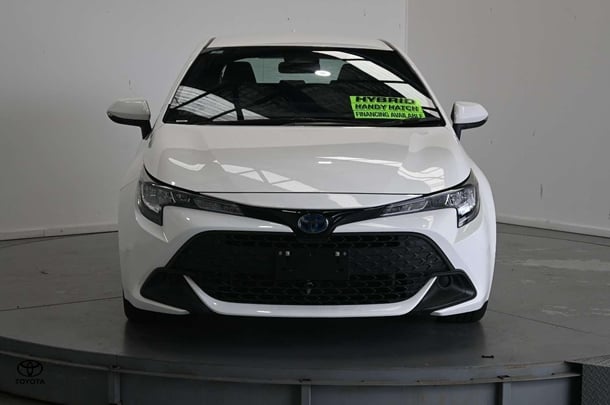 2024 Toyota Corolla Ascent Sport in White