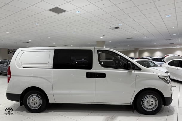 2021 Hyundai iLoad Base in White