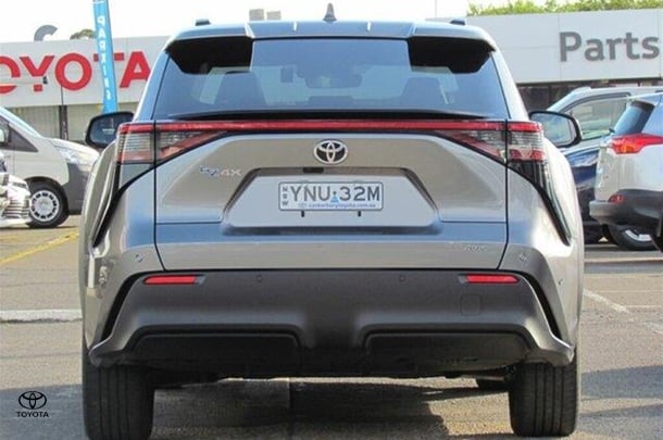 2023 Toyota bZ4X Standard AWD in Silver