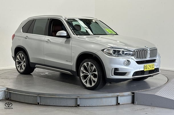 2017 BMW X5 xDrive30d in Silver