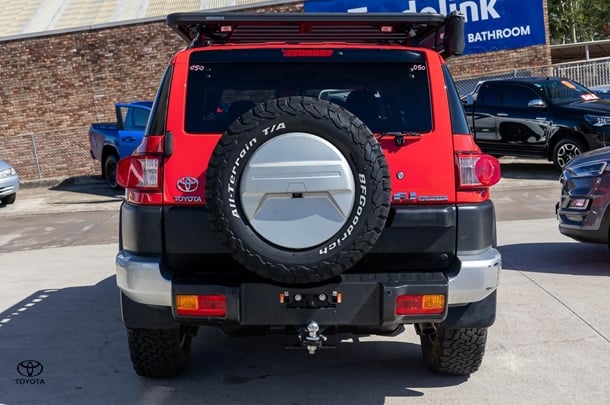 2015 Toyota FJ Cruiser FJ Cruiser in Red