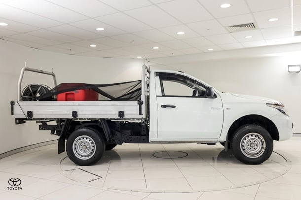 2018 Mitsubishi Triton GLX in White