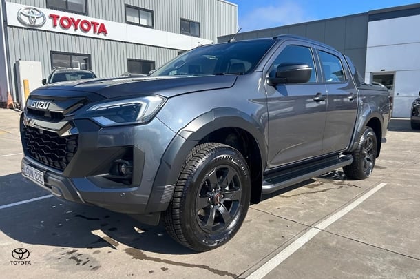 Image of 2025 Isuzu D-MAX X-TERRAIN