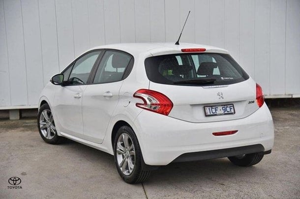 2014 Peugeot 208 Active in White