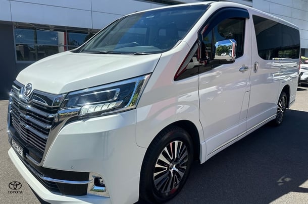 2019 Toyota Granvia Base in White