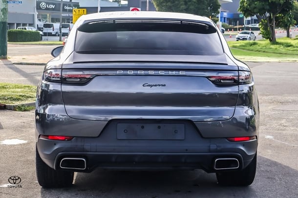 2020 Porsche Cayenne S in Grey