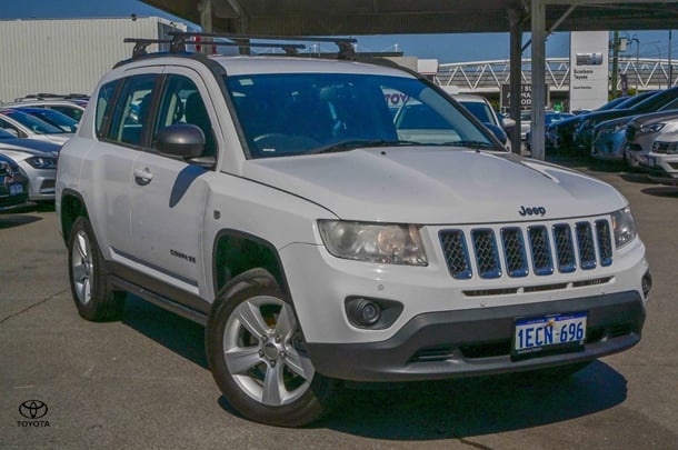 2013 Jeep Compass Sport in White