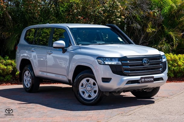 2025 Toyota Landcruiser GX in Silver