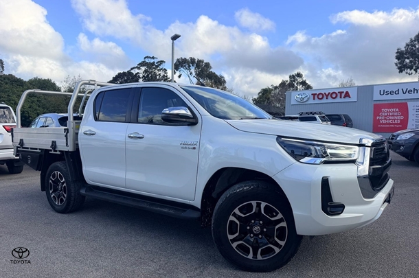 Image of 2020 Toyota Hilux SR5