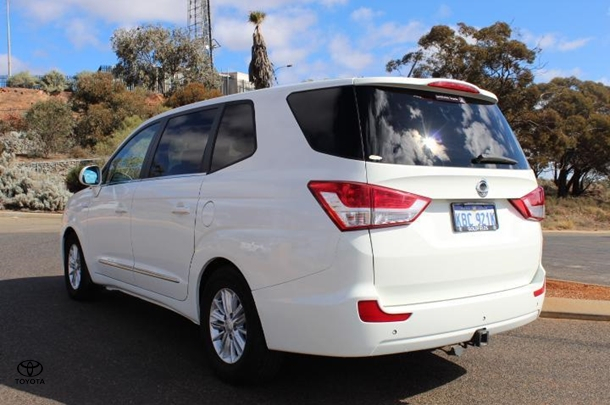 2015 SsangYong Stavic Base in White