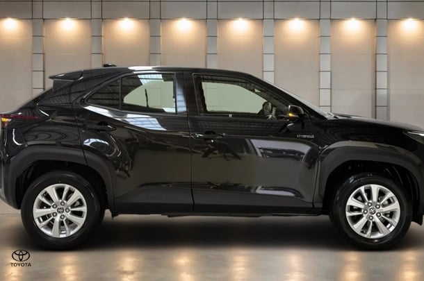 Image of 2024 Toyota Yaris Cross GX