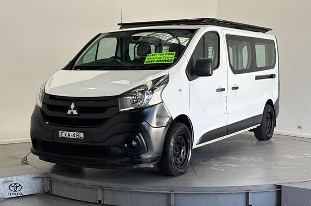Image of 2020 Mitsubishi Express GLX