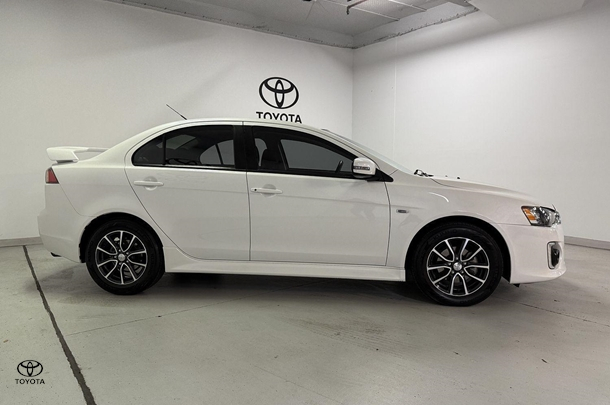 2015 Mitsubishi Lancer ES Sport in White