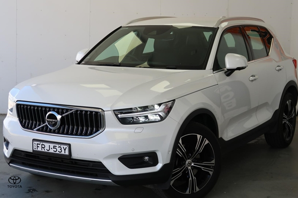 2020 Volvo XC40 T4 Inscription in White