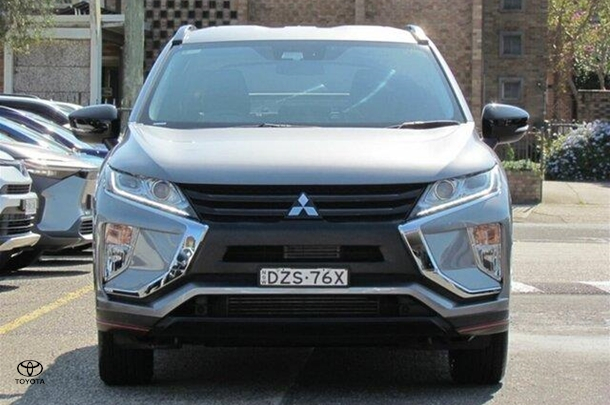 2018 Mitsubishi Eclipse Cross ES in Silver
