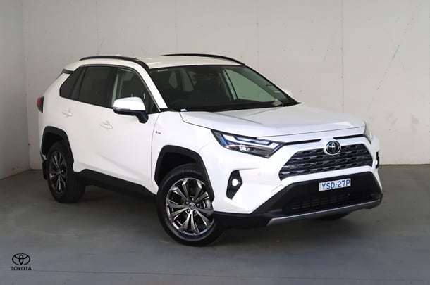 Image of 2025 Toyota RAV4 GXL