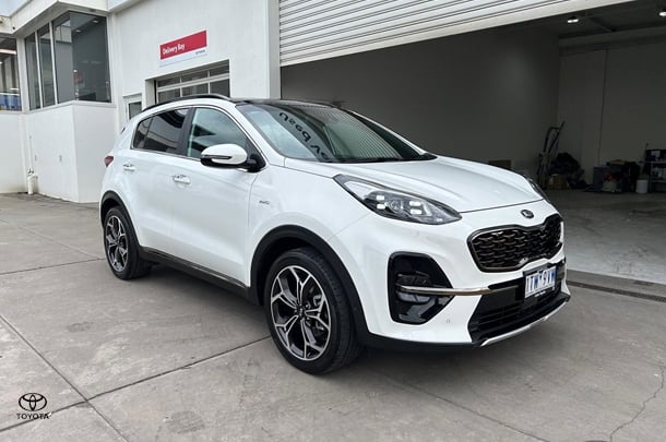 Image of 2021 KIA SPORTAGE GT-Line