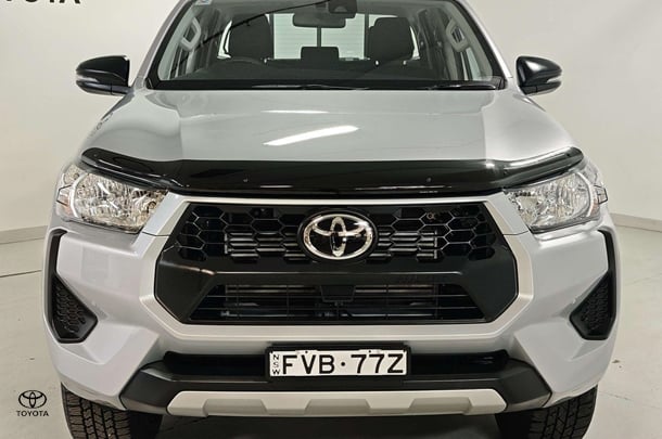 2025 Toyota Hilux SR in Silver