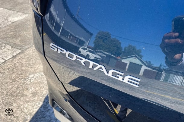 2025 Kia Sportage SX in Vesta Blue (Bb2)