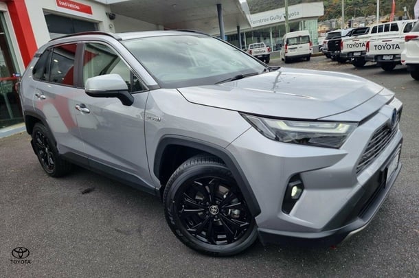 Image of 2023 Toyota RAV4 Cruiser