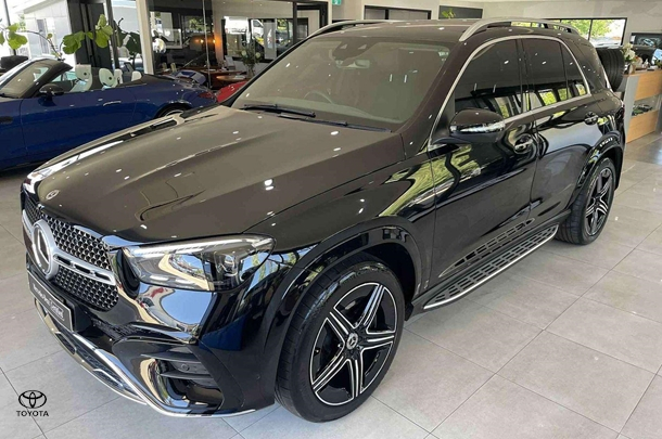 2024 Mercedes-Benz GLE-Class GLE450 d in Black