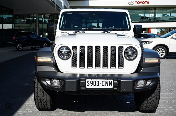 2021 Jeep Gladiator Rubicon in White