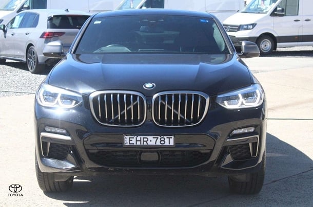 2019 BMW X4 M40i in Black