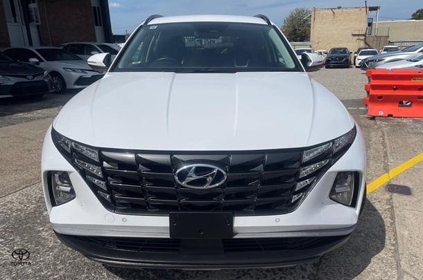 2023 Hyundai Tucson Elite in White