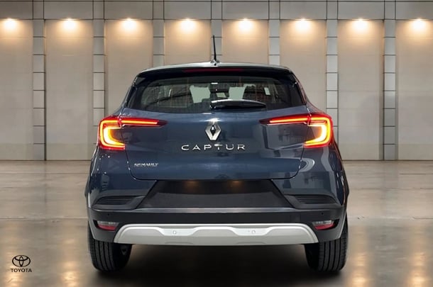2022 Renault Captur Zen in Other