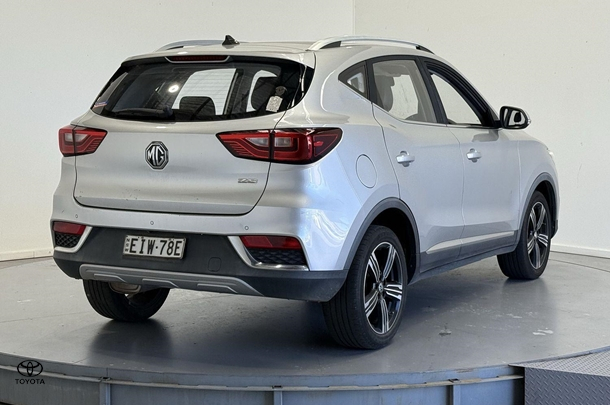 2020 MG ZS Essence in Silver